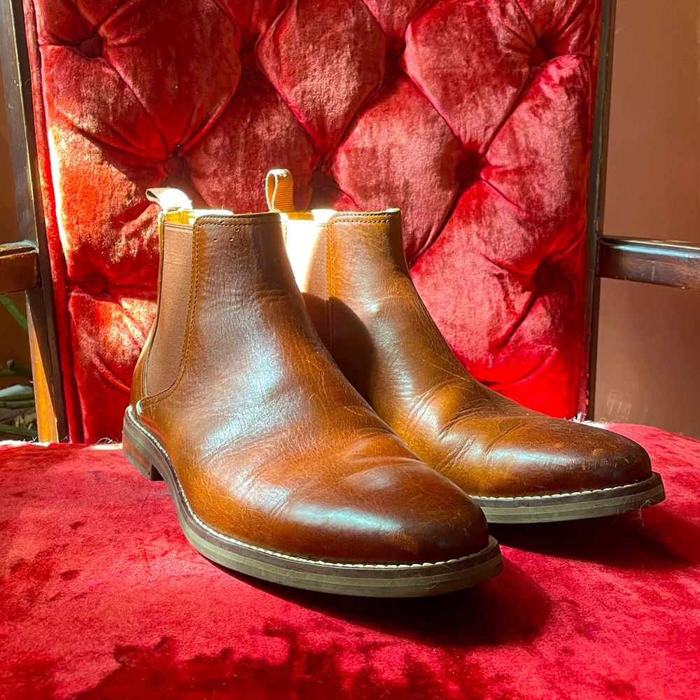Sperry Gold Cup Chelsea Boots